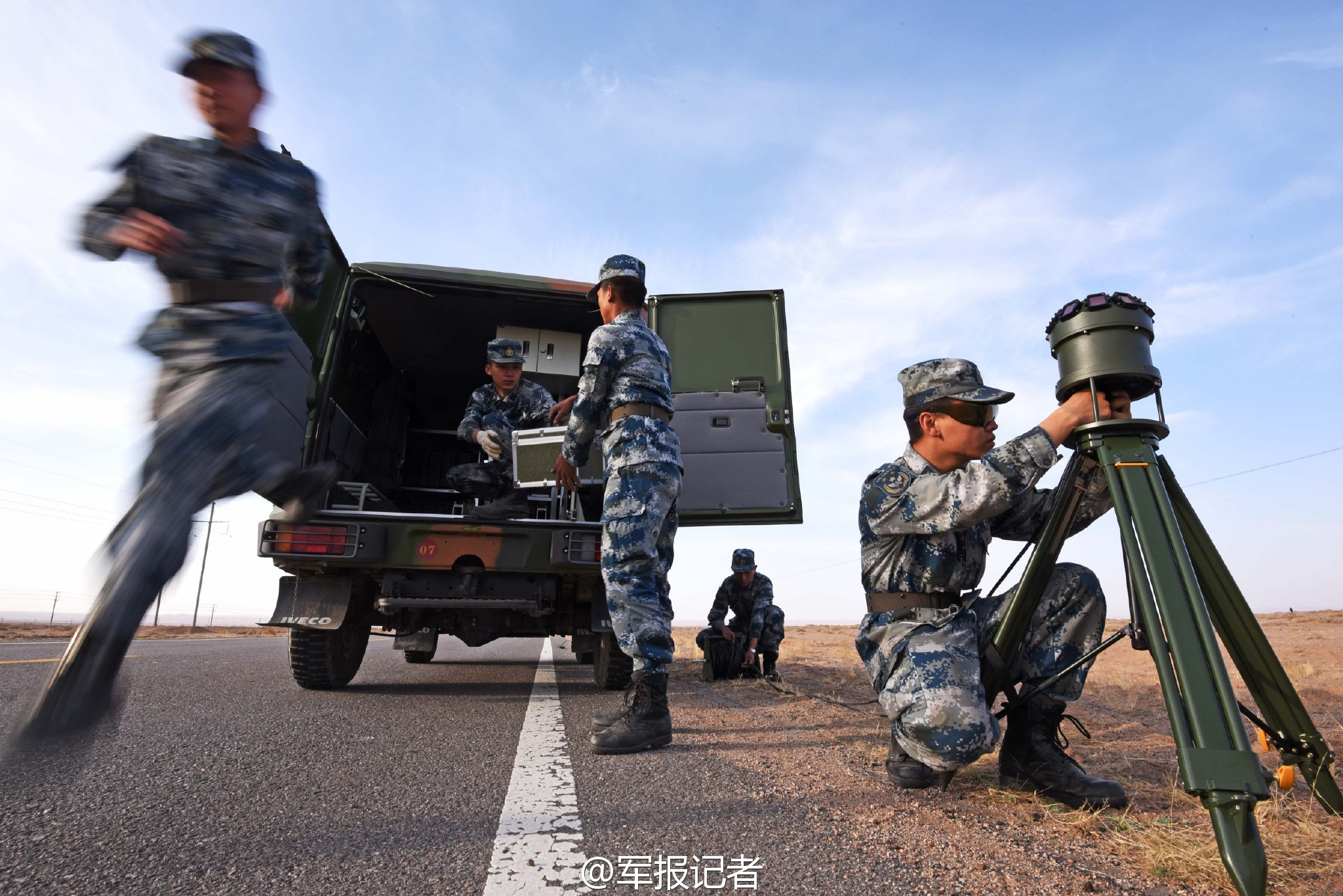 中国美女教师教学示范拉丁舞单人恰恰恰 